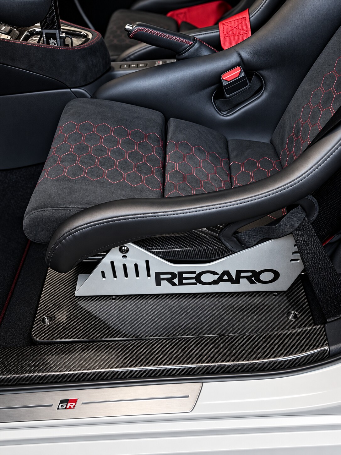 Carbon Recaro seat base for GR Yaris